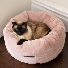 Plush Donut Pet Bed